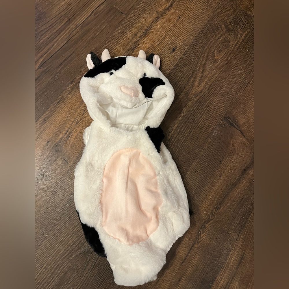 Pottery barn cow costume